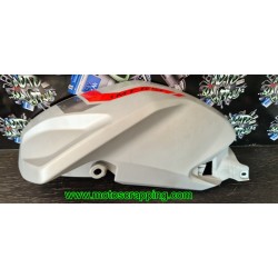 Tapa izq deposito Yamaha MT...